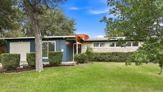 326 Burnside Dr, San Antonio, TX 78209