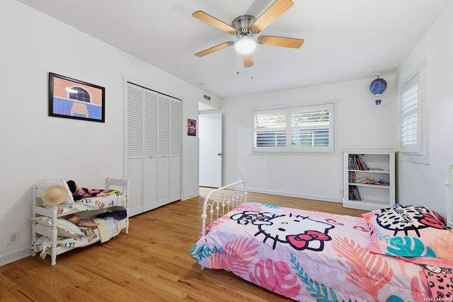 326 Burnside Dr, San Antonio, TX 78209