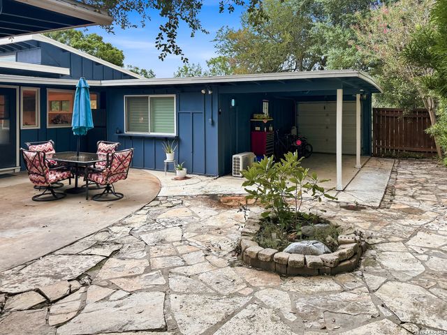 326 Burnside Dr, San Antonio, TX 78209