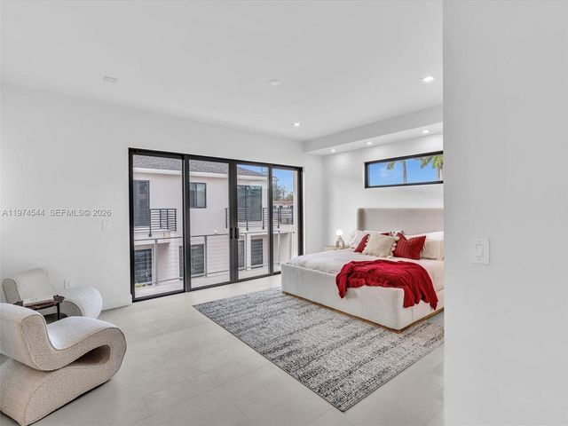 4648 SW 32ND AVE B3, Dania Beach, FL 33312