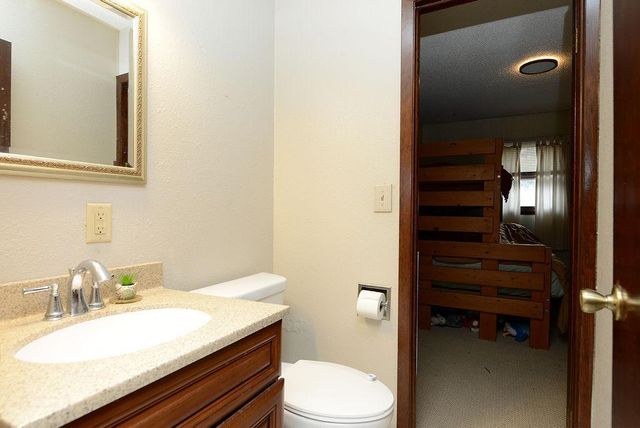 631 7th Avenue E, West Fargo, ND 58078