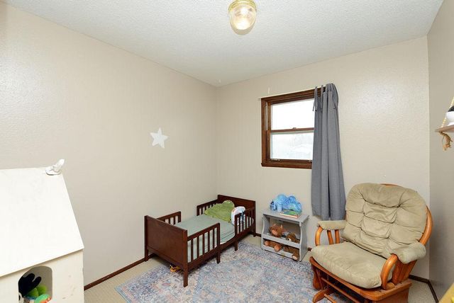 631 7th Avenue E, West Fargo, ND 58078