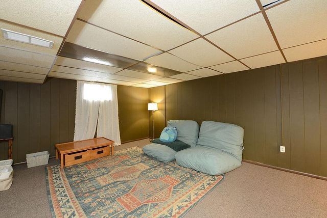 631 7th Avenue E, West Fargo, ND 58078