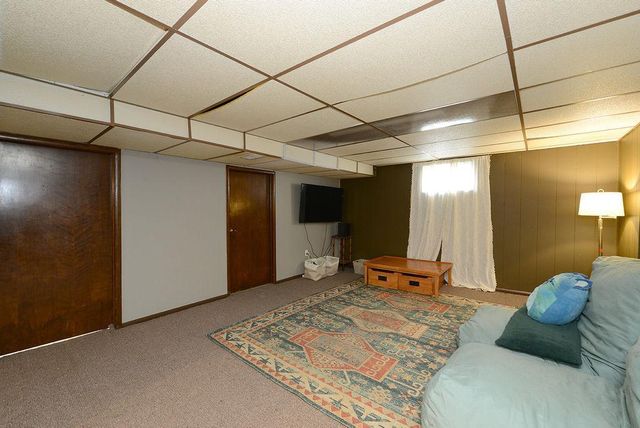 631 7th Avenue E, West Fargo, ND 58078