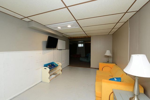 631 7th Avenue E, West Fargo, ND 58078