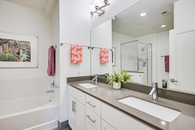 2733 Dulce LN 623, Austin, TX 78704