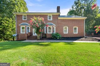 140 Forest Lake Drive, Fayetteville, GA 30215