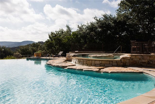 18920 Ascending TRL, Jonestown, TX 78645