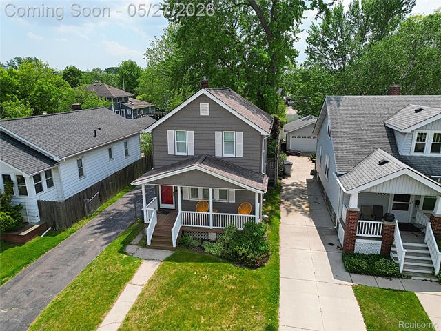 1149 Cambridge Road, Berkley, MI 48072