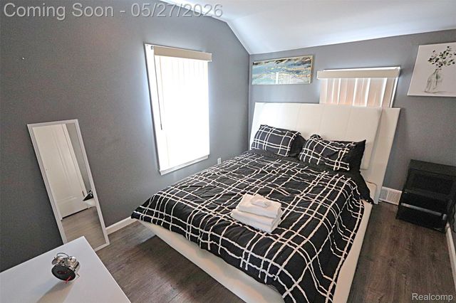 1149 Cambridge Road, Berkley, MI 48072