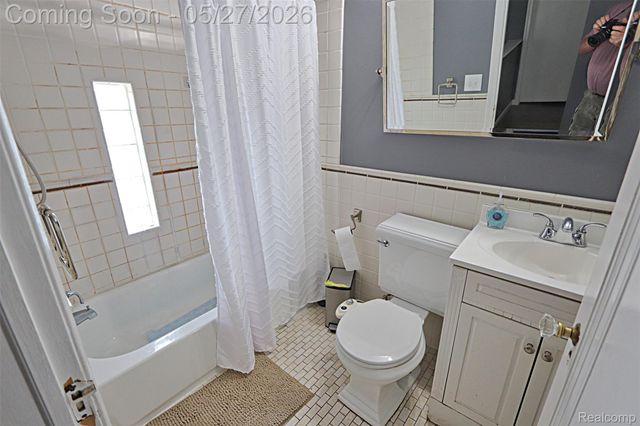 1149 Cambridge Road, Berkley, MI 48072
