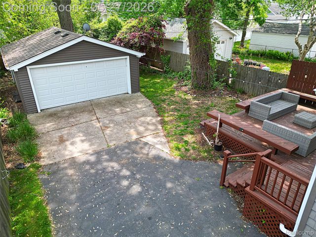 1149 Cambridge Road, Berkley, MI 48072