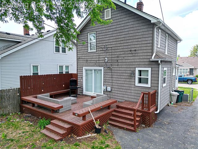 1149 Cambridge Road, Berkley, MI 48072