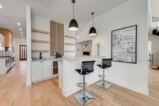 6411 Royal Lane, Dallas, TX 75230