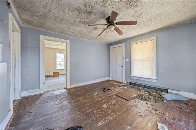 510 Garrett Street, Greensboro, NC 27406