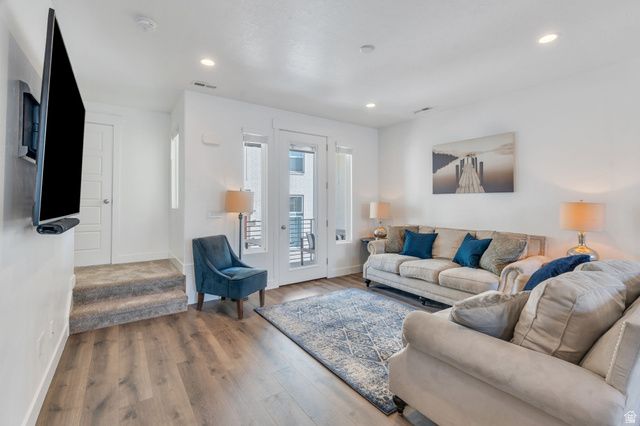 4592 W SCISSOR WAY, South Jordan, UT 84009