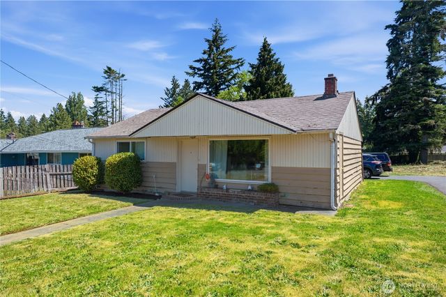 18824 Midvale Avenue N, Shoreline, WA 98133