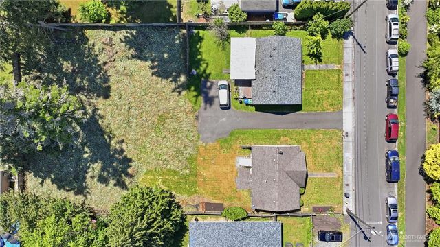 18824 Midvale Avenue N, Shoreline, WA 98133