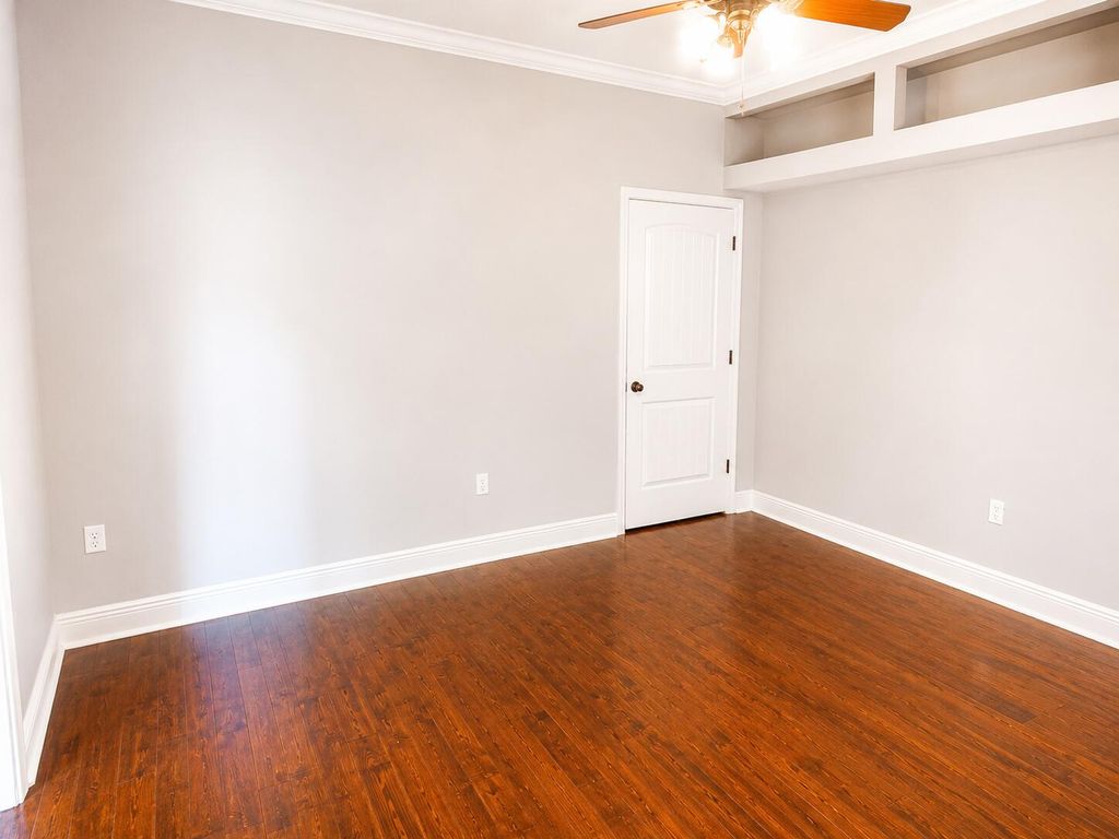 Image 41 of property listing at 5528 Frontier Drive, Crestview, FL 32536