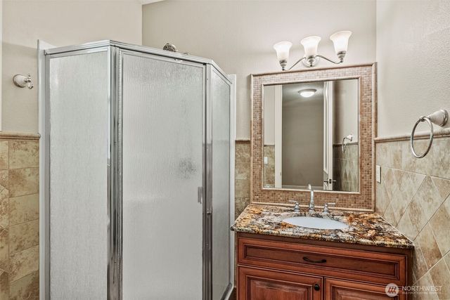 135 N 50th Avenue, Longview, WA 98632