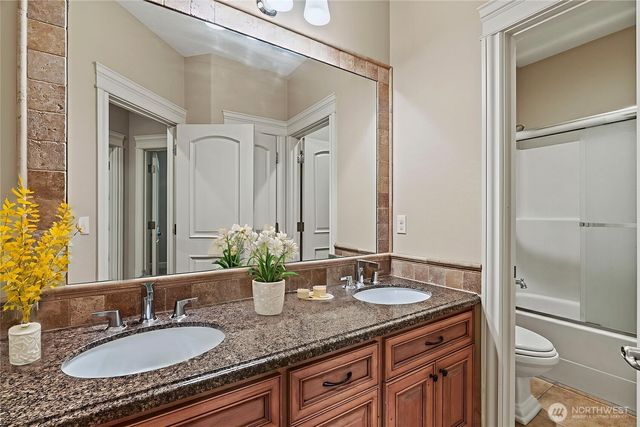 135 N 50th Avenue, Longview, WA 98632