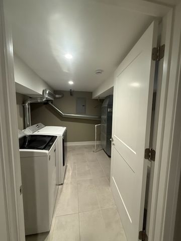 4052 N Olcott Avenue, Norridge, IL 60706