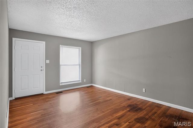 6315 Coventry Drive, St Louis, MO 63033