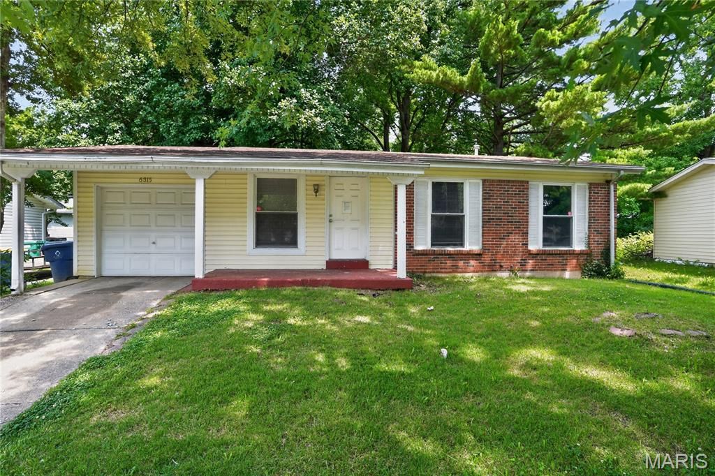 6315 Coventry Drive, St Louis, MO 63033