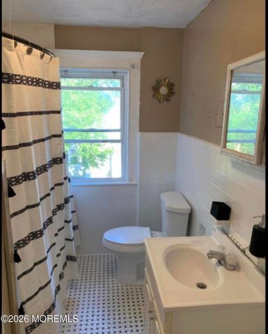 95 N 5th Avenue, Long Branch, NJ 07740