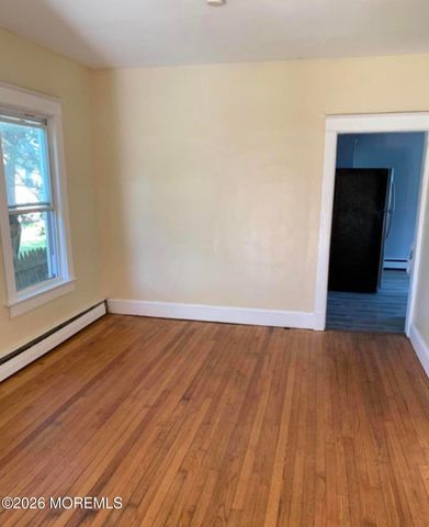 95 N 5th Avenue, Long Branch, NJ 07740