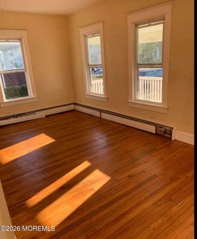 95 N 5th Avenue, Long Branch, NJ 07740