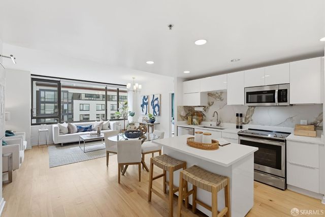 250 King Street 722, San Francisco, CA 94107