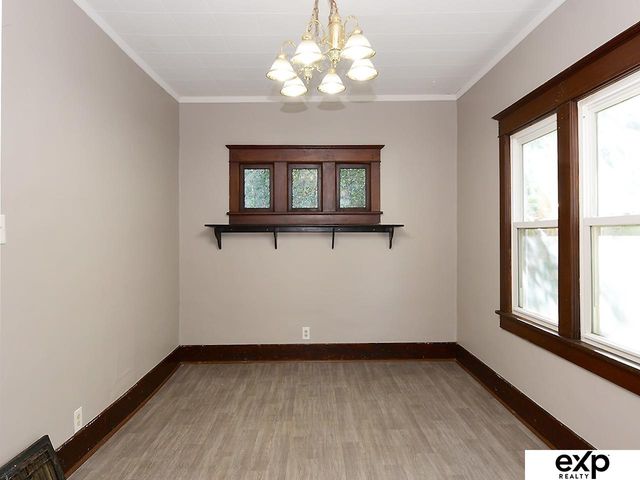355 Lincoln Avenue, Council Bluffs, IA 51503