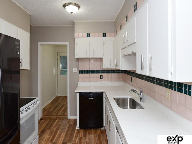 355 Lincoln Avenue, Council Bluffs, IA 51503