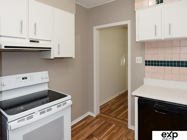 355 Lincoln Avenue, Council Bluffs, IA 51503