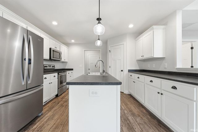 178 Stangrove Cove, Fort Wayne, IN 46845