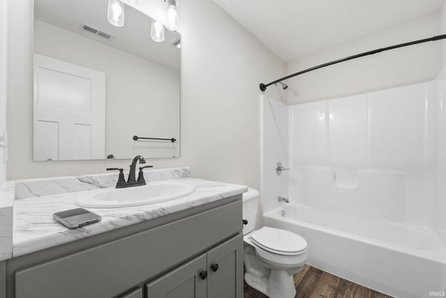 178 Stangrove Cove, Fort Wayne, IN 46845