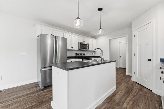 178 Stangrove Cove, Fort Wayne, IN 46845
