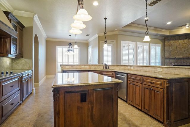 1304 Rollie Michael Lane, Fort Worth, TX 76179