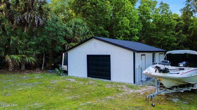 155 Country Circle Drive E, Port Orange, FL 32128
