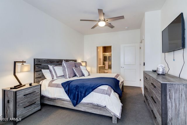 2511 W QUEEN CREEK Road 343, Chandler, AZ 85248