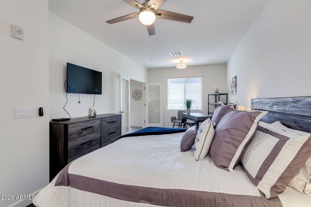 2511 W QUEEN CREEK Road 343, Chandler, AZ 85248