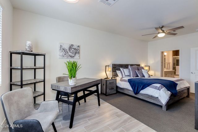 2511 W QUEEN CREEK Road 343, Chandler, AZ 85248