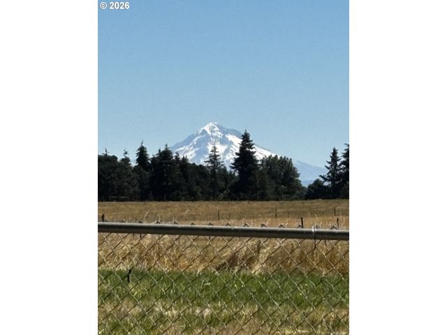 13517 LELAND Rd, Oregon City, OR 97045