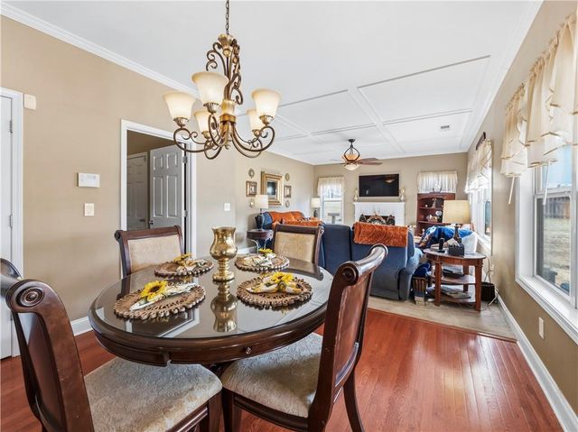 5727 Pleasant Woods Drive, Flowery Branch, GA 30542