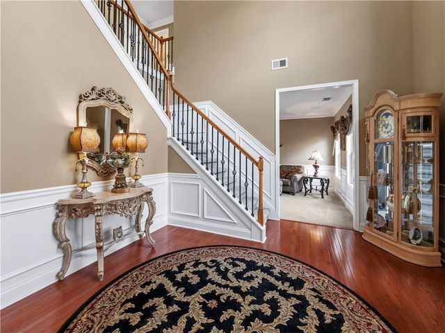 5727 Pleasant Woods Drive, Flowery Branch, GA 30542