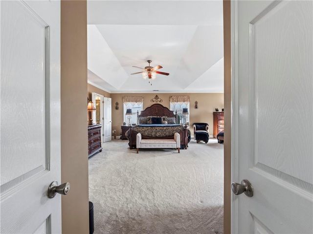 5727 Pleasant Woods Drive, Flowery Branch, GA 30542