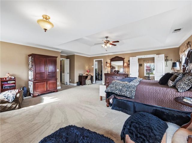 5727 Pleasant Woods Drive, Flowery Branch, GA 30542