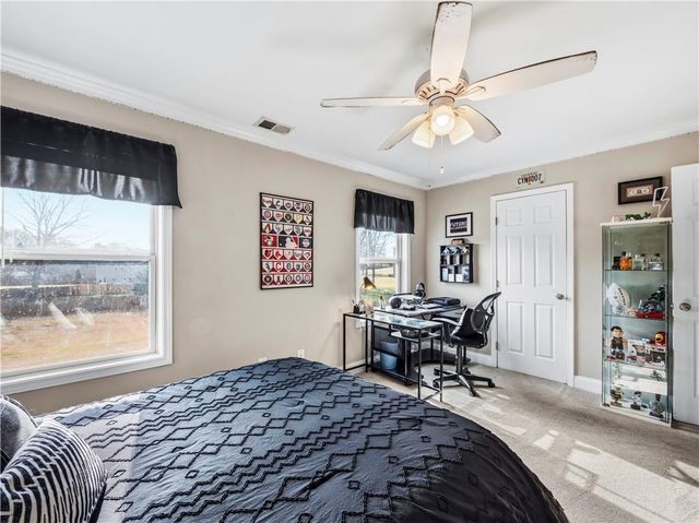 5727 Pleasant Woods Drive, Flowery Branch, GA 30542