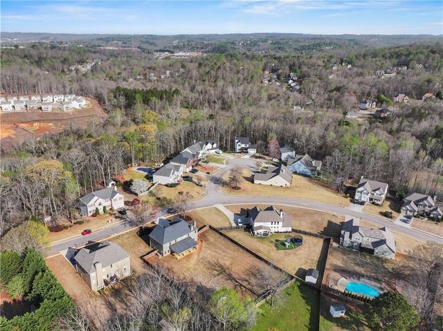 5727 Pleasant Woods Drive, Flowery Branch, GA 30542